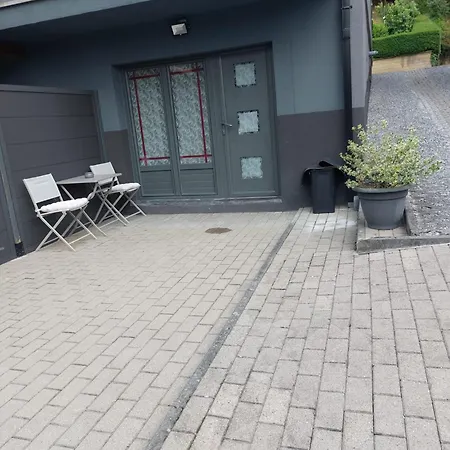 Appartement Alisa 3* نامور