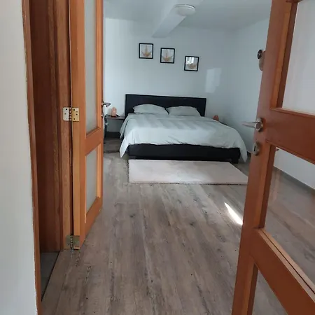 Appartement Alisa فندق مبيت وإفطار 3*