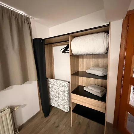 فندق مبيت وإفطار Appartement Alisa نامور
