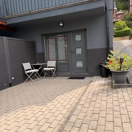 فندق مبيت وإفطار Appartement Alisa نامور